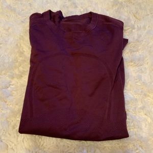 Lululemon swiftly shirt.